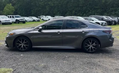 Photos of 2021 Toyota Camry SE Sedan 4D for sale in Elkridge, MD at Bumble Auto - Elkridge