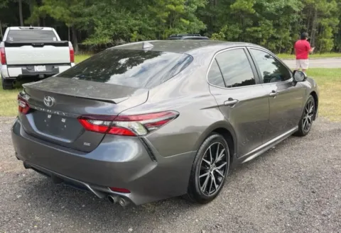 More photos of 2021 Toyota Camry SE Sedan 4D at Bumble Auto - Elkridge, MD
