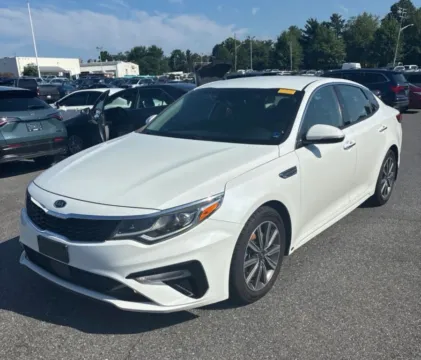 White 2019 Kia Optima EX Sedan 4D for sale in Elkridge, MD