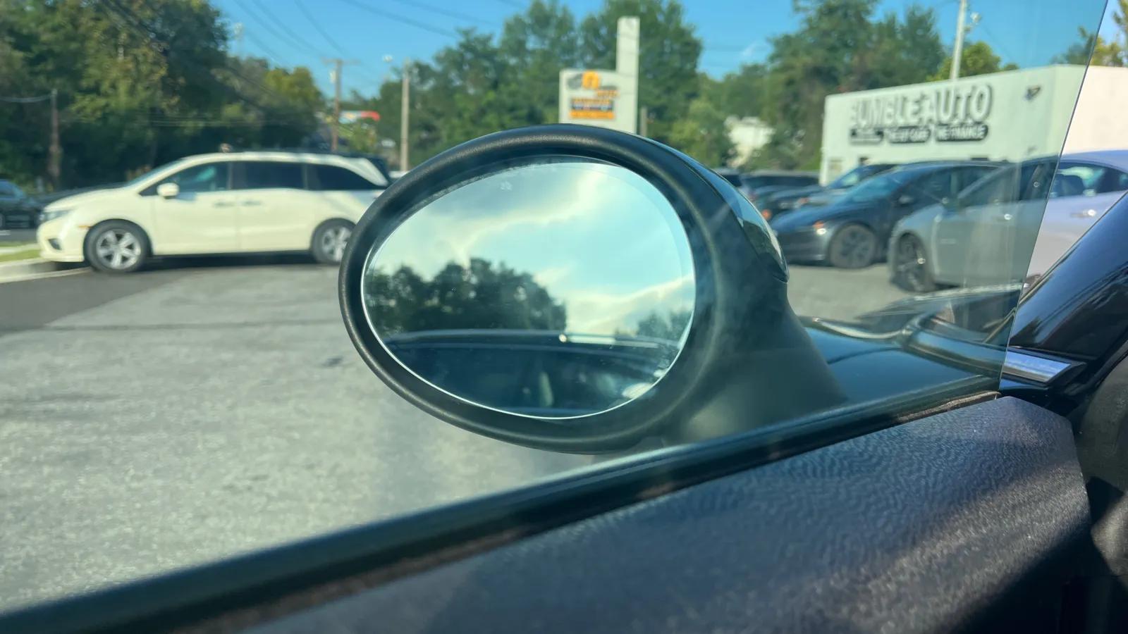 Mini Convertible photo 16