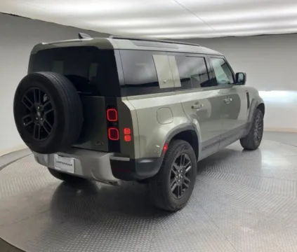 More photos of 2022 Land Rover Defender 110 S Sport Utility 4D at Bumble Auto - Elkridge, MD