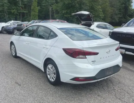 Photos of 2019 Hyundai Elantra SE Sedan 4D for sale in Elkridge, MD at Bumble Auto - Elkridge