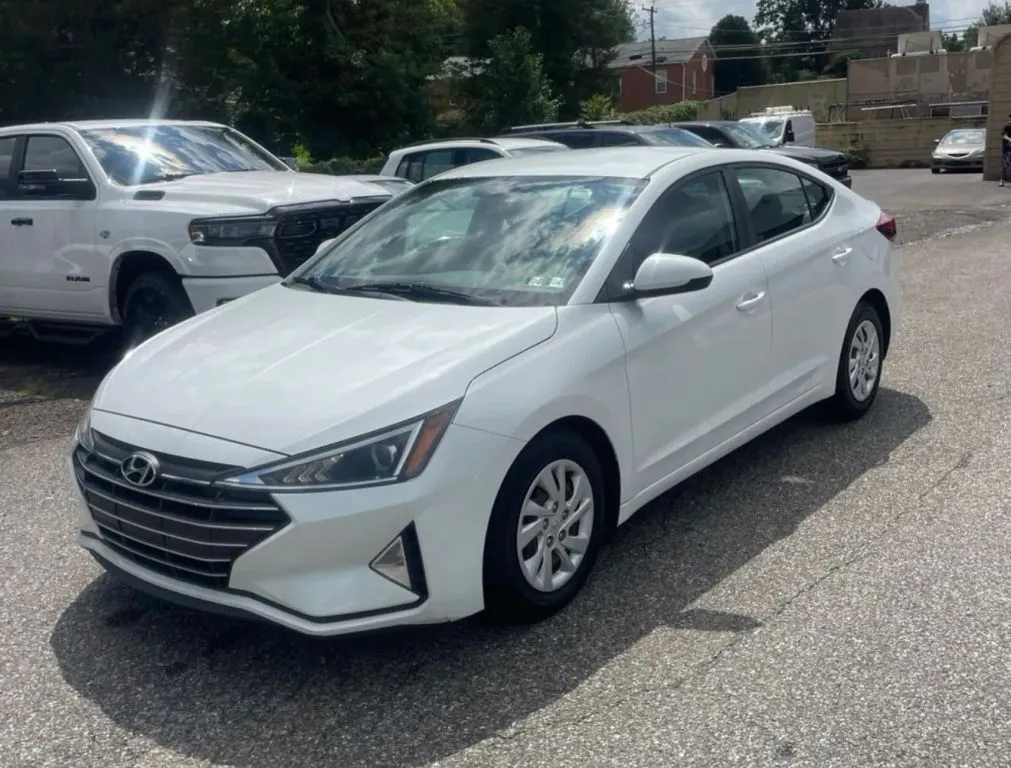 White 2019 Hyundai Elantra SE Sedan 4D for sale in Elkridge, MD