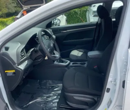 More photos of 2019 Hyundai Elantra SE Sedan 4D at Bumble Auto - Elkridge, MD