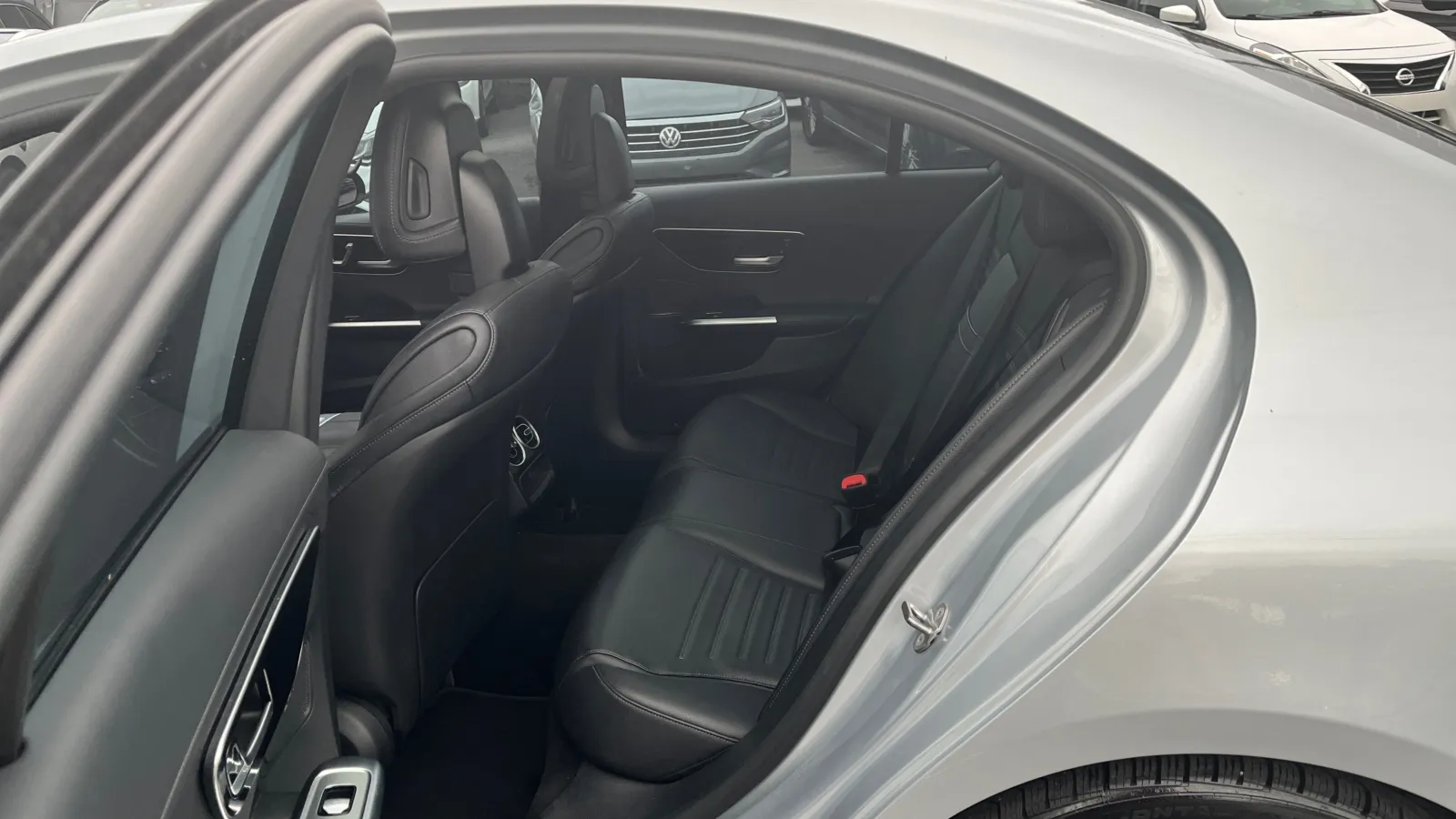 Mercedes-Benz C-Class photo 10