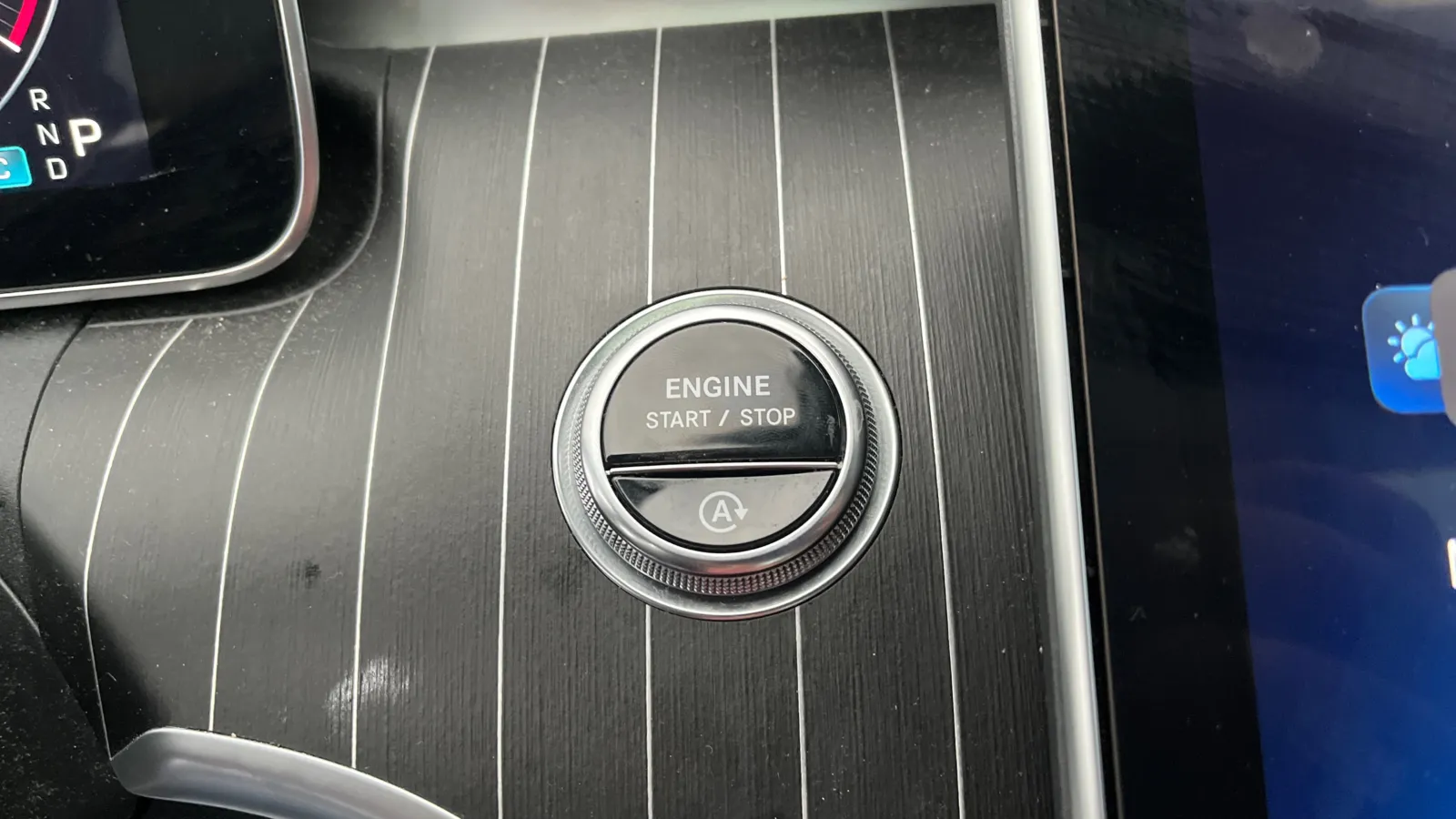 Mercedes-Benz C-Class photo 27