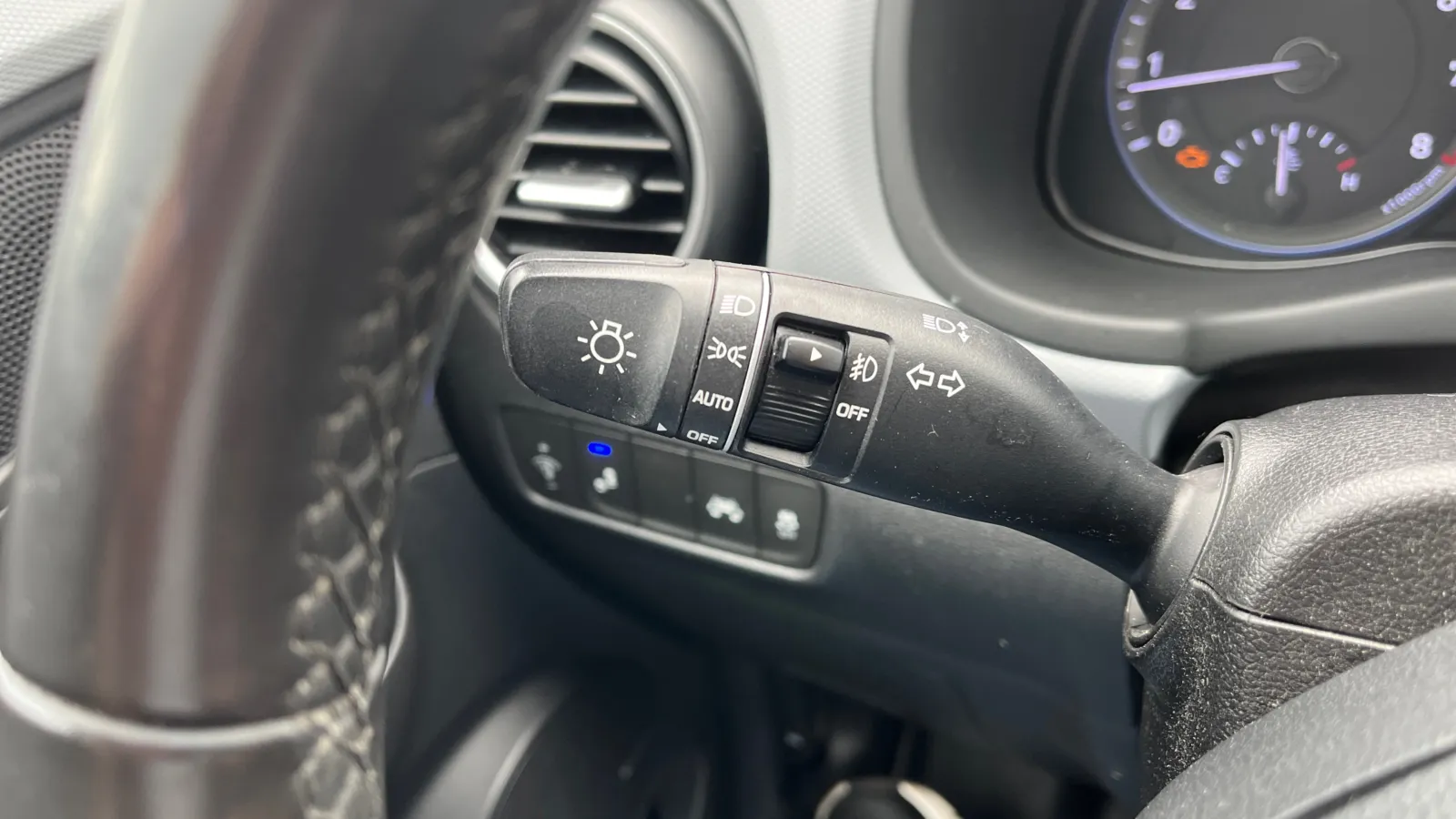 Hyundai Kona photo 19