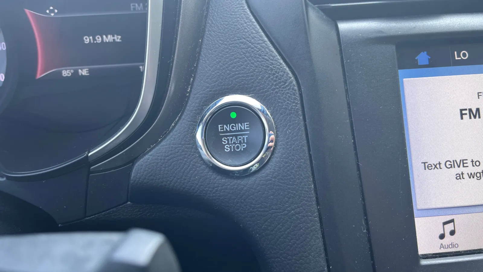 Ford Fusion photo 27
