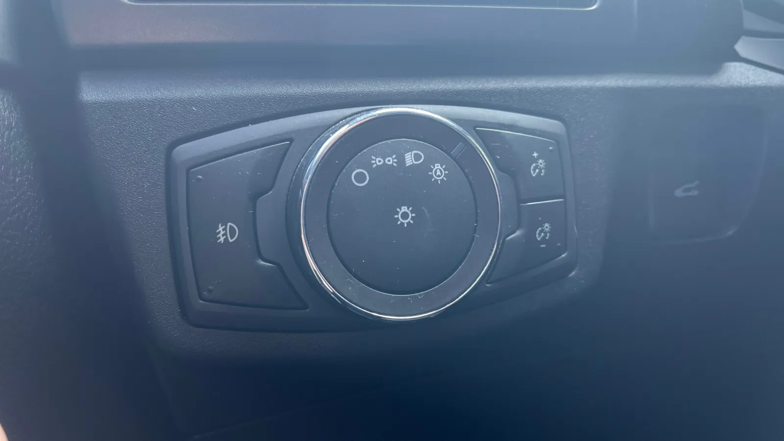 Ford Fusion photo 22