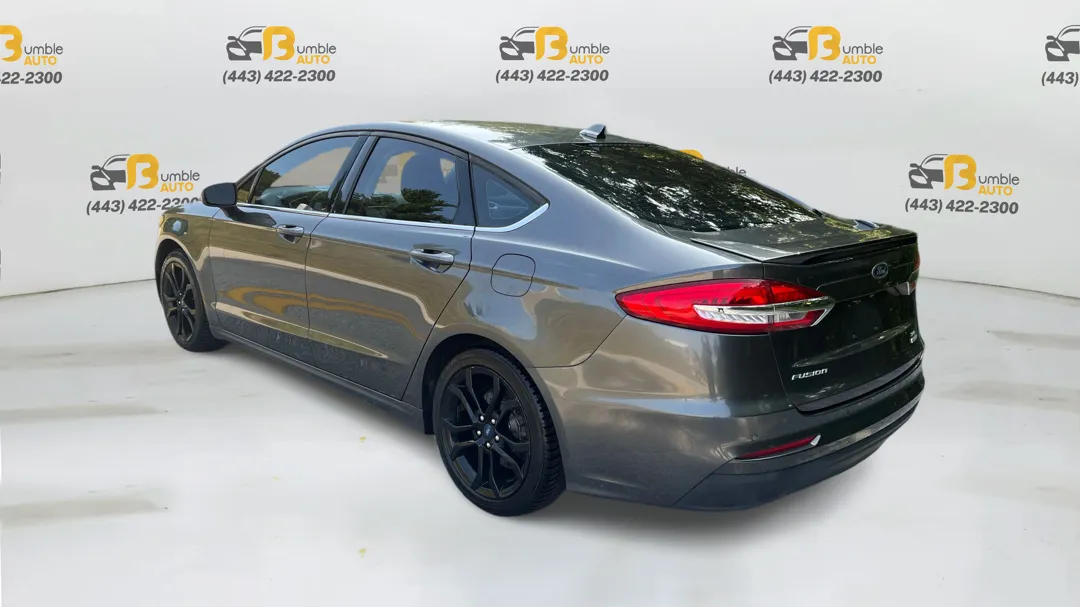 Ford Fusion photo 7
