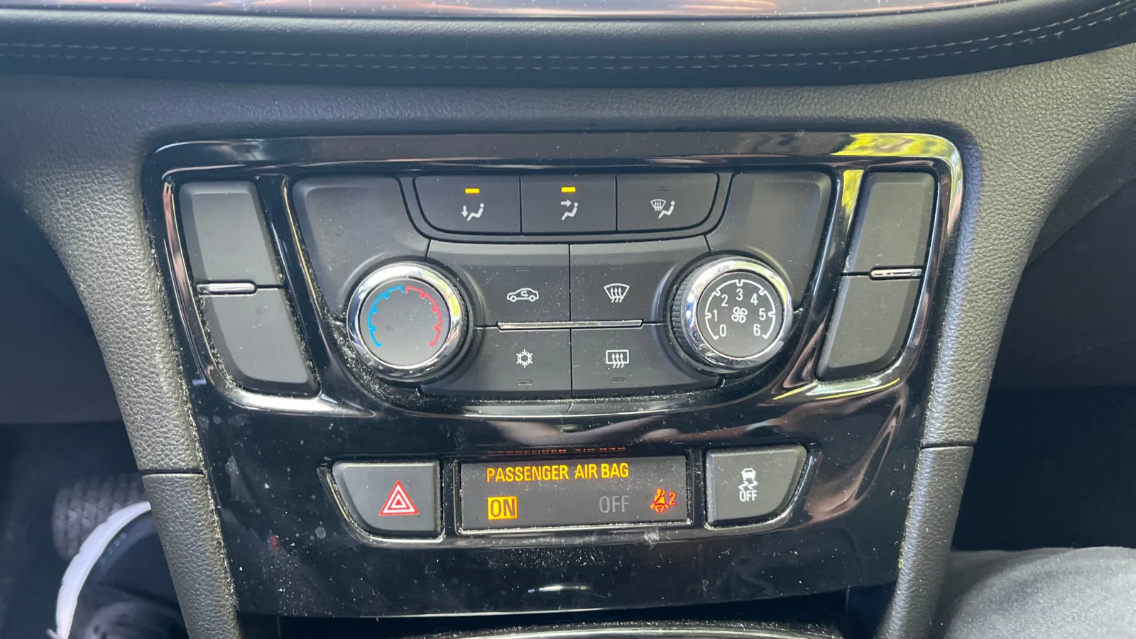Buick Encore photo 25