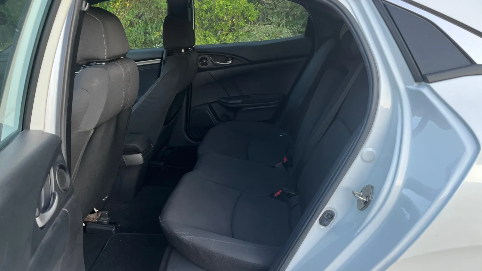 Honda Civic photo 10