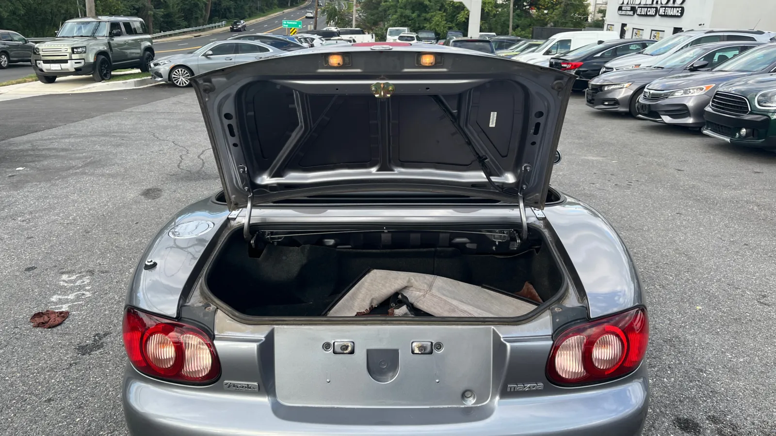 Mazda MX-5 photo 11