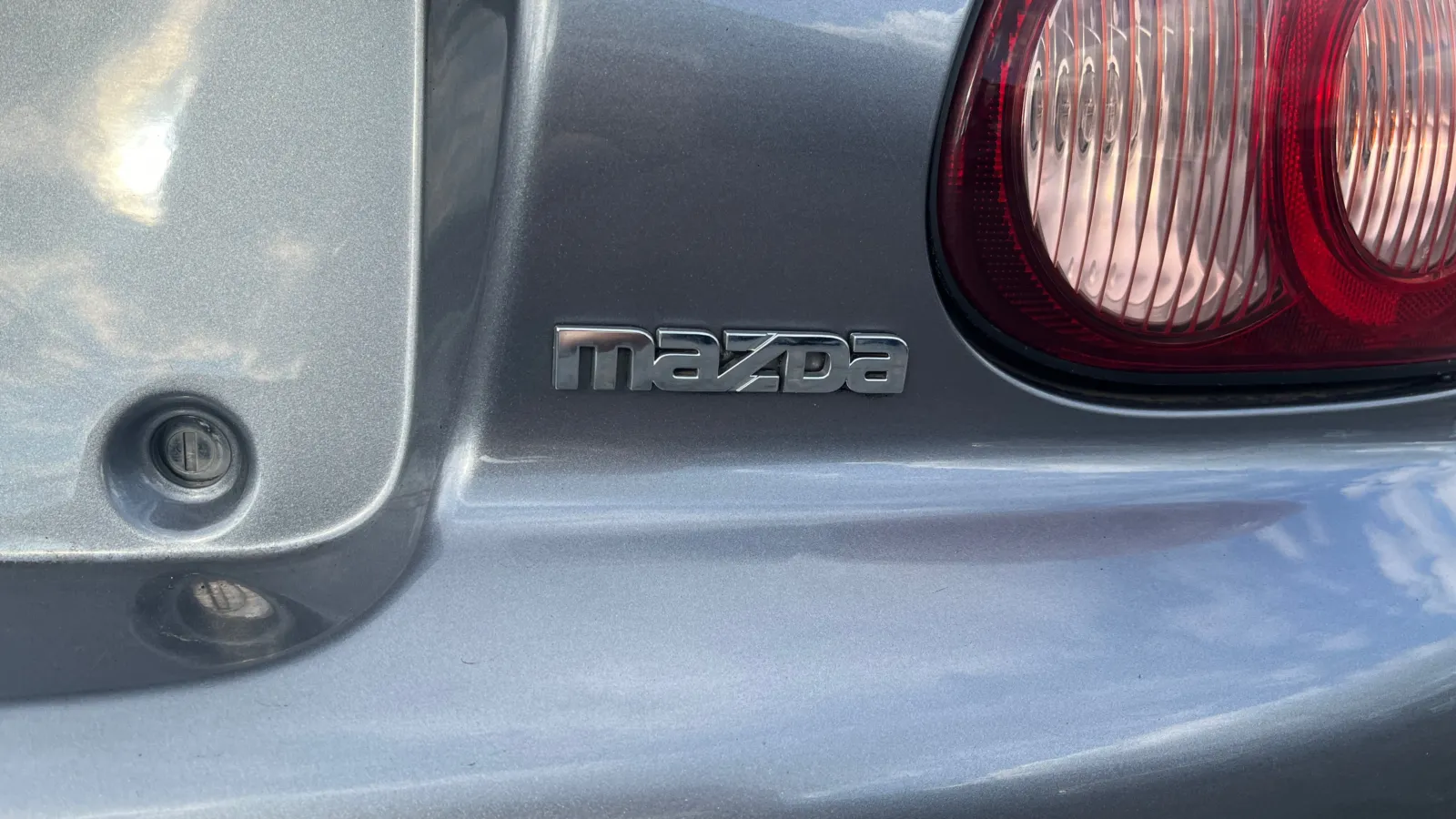 Mazda MX-5 photo 13