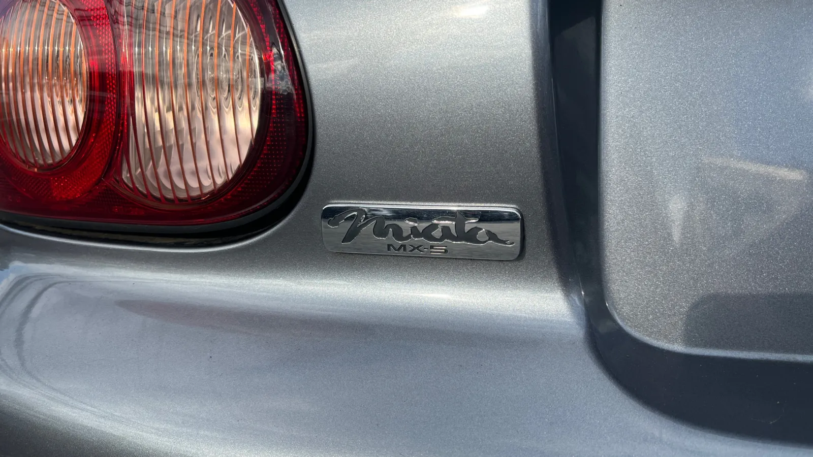 Mazda MX-5 photo 16