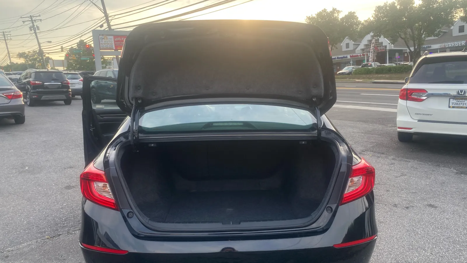 Honda Accord photo 12