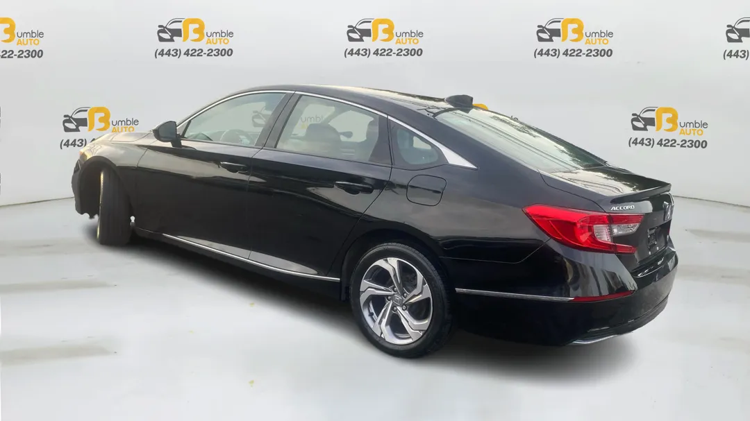 Honda Accord photo 7