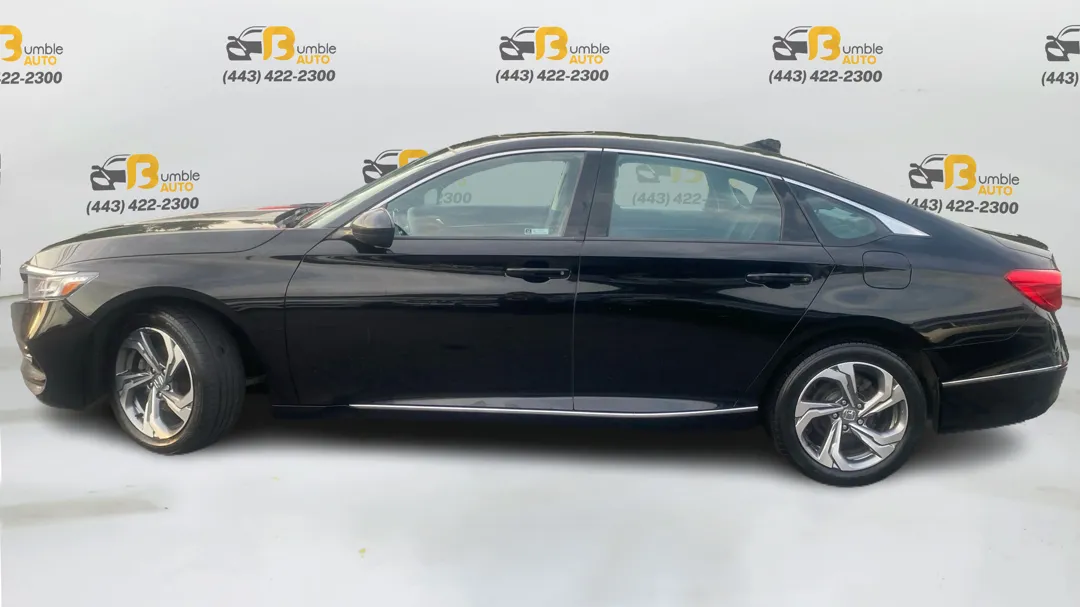 Honda Accord photo 8