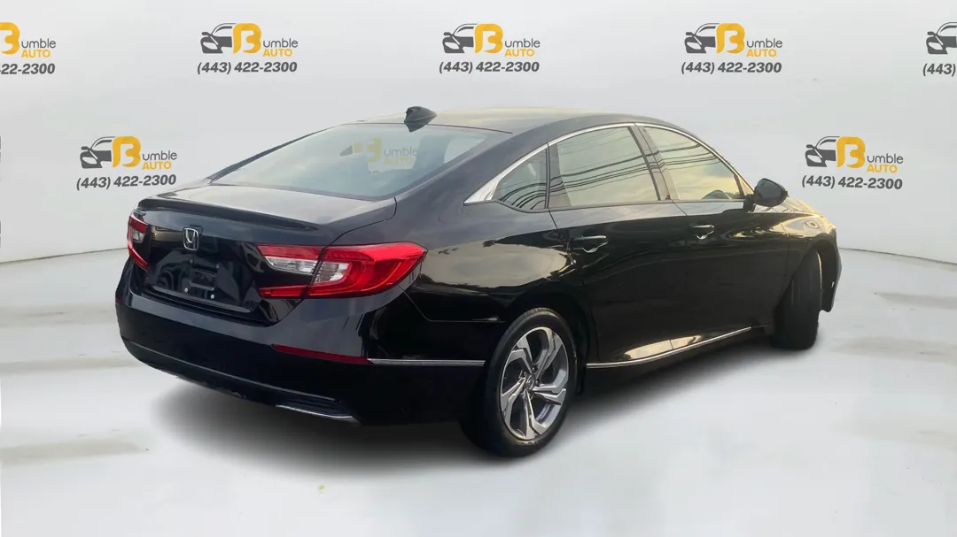 Honda Accord photo 5