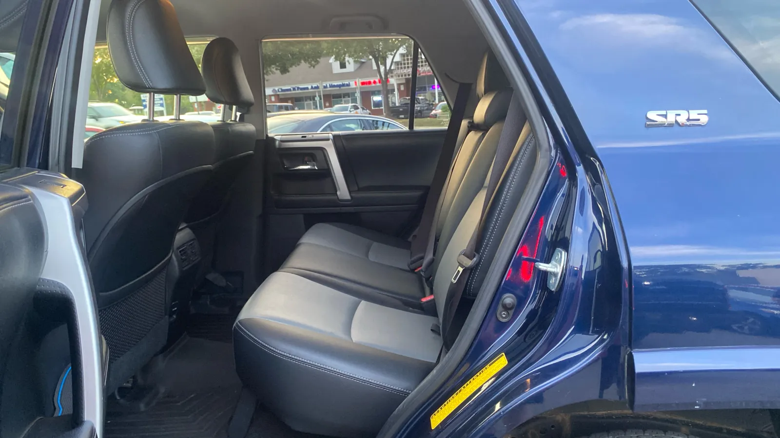 Toyota 4Runner photo 10