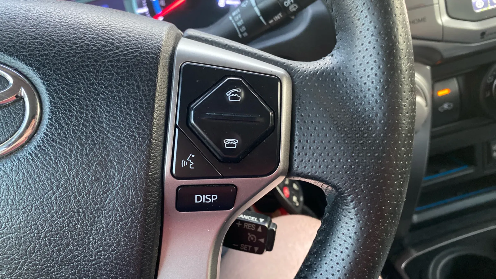 Toyota 4Runner photo 27
