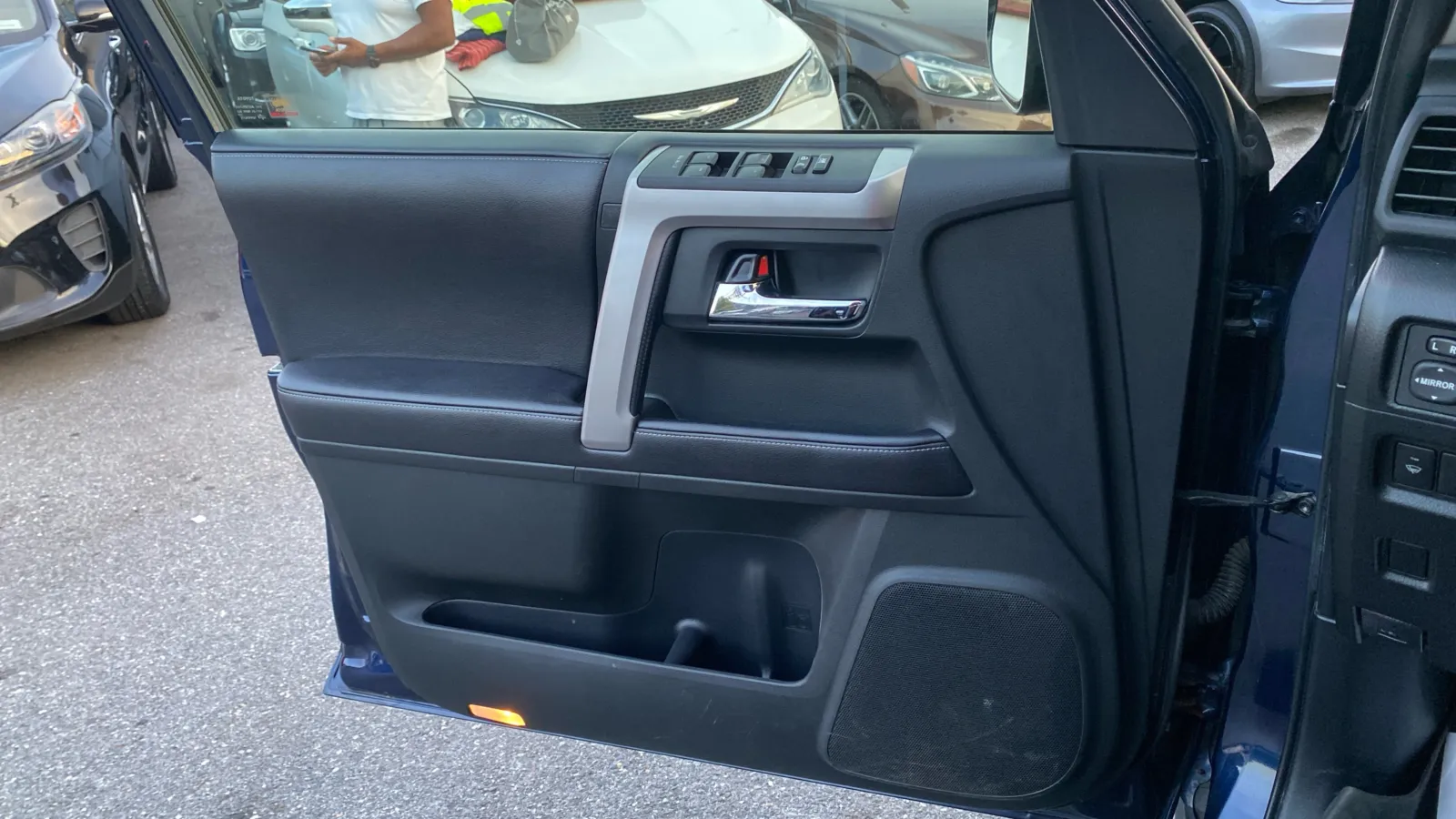 Toyota 4Runner photo 20