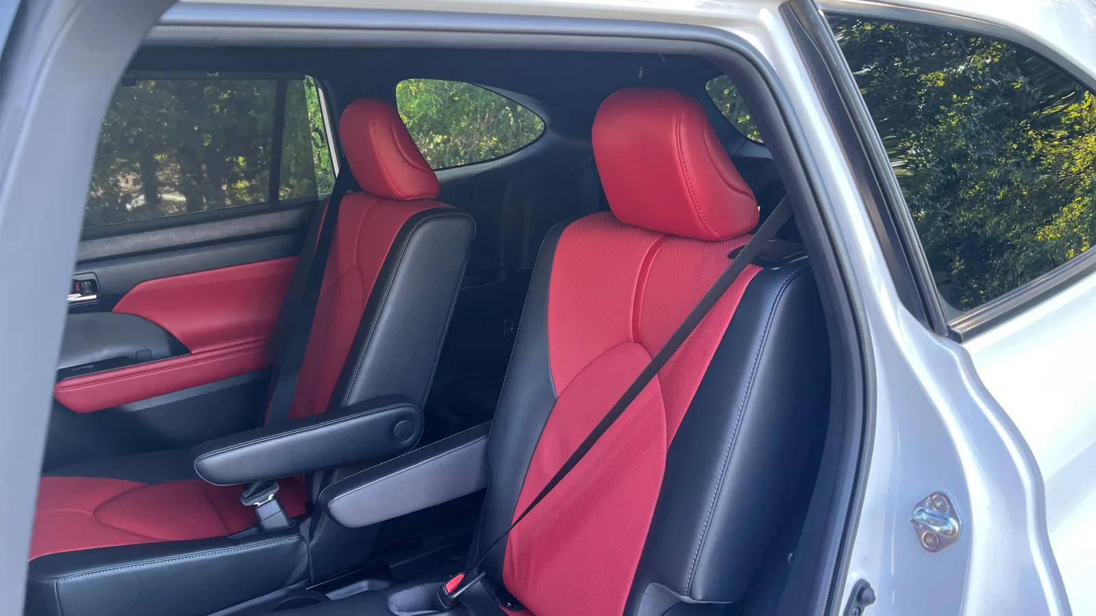 Toyota Highlander photo 10