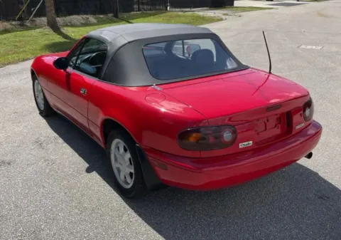 Another view of 1991 Mazda Miata SE 2D Convertible for sale in Elkridge, MD at Bumble Auto - Elkridge