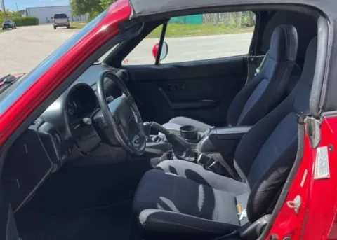 More photos of 1991 Mazda Miata SE 2D Convertible at Bumble Auto - Elkridge, MD