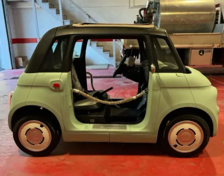 More photos of 2026 Fiat Topolino EV Base 2D Hatchback at Bumble Auto - Elkridge, MD