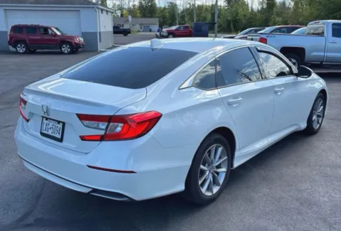 More photos of 2022 Honda Accord LX Sedan 4D at Bumble Auto - Elkridge, MD
