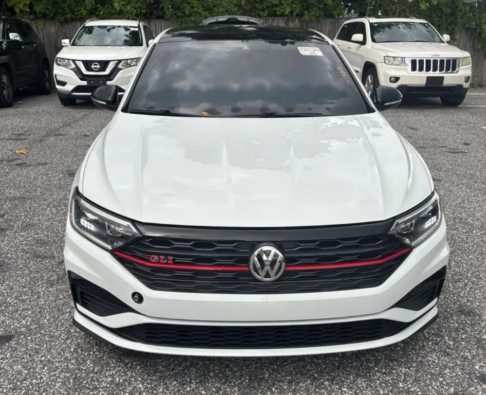 Volkswagen Jetta GLI photo 5
