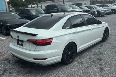 More photos of 2021 Volkswagen Jetta GLI Autobahn Sedan 4D at Bumble Auto - Elkridge, MD