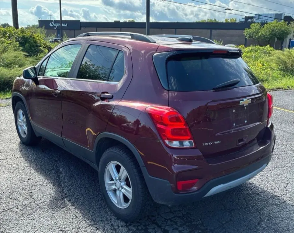 Chevrolet Trax photo 2