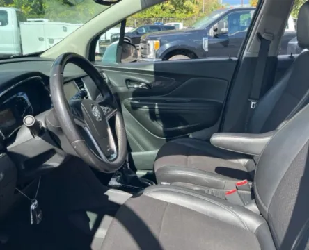 More photos of 2020 Buick Encore Preferred Sport Utility 4D at Bumble Auto - Elkridge, MD
