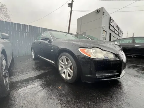More photos of 2010 Jaguar XF Sedan 4D at Bumble Auto - Elkridge, MD