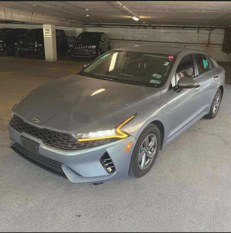 2021 Kia K5 LXS Sedan 4D