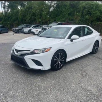 White 2019 Toyota Camry SE Sedan 4D for sale in Elkridge, MD