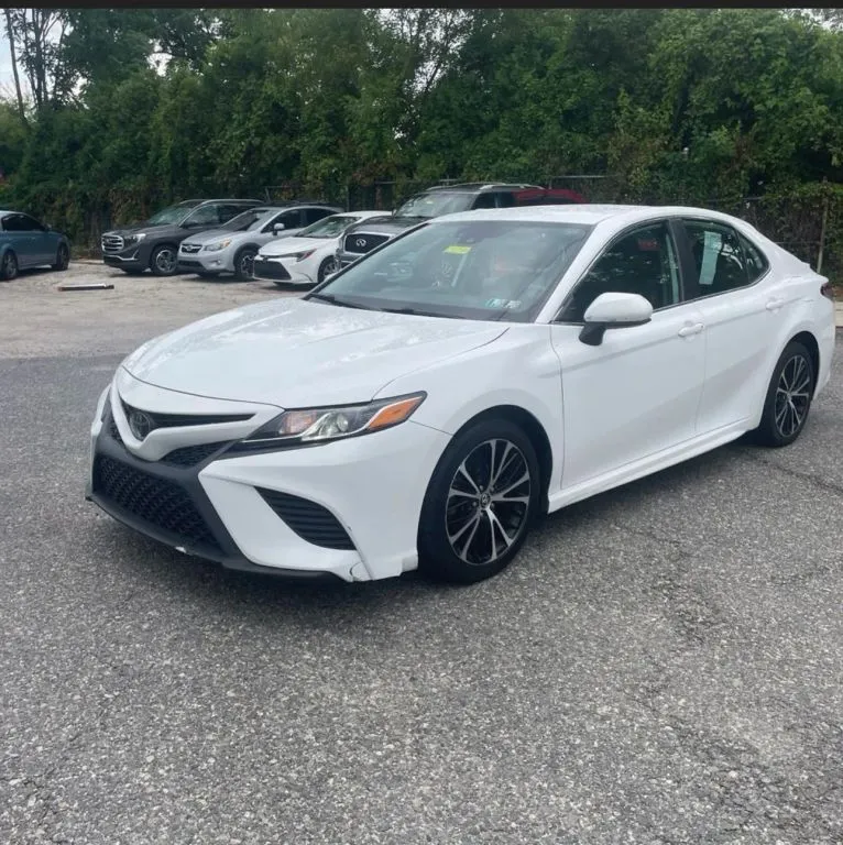 2019 Toyota Camry SE Sedan 4D