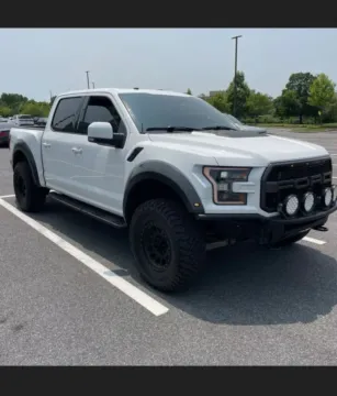 More photos of 2018 Ford F-150 SuperCrew Cab Raptor Pickup 4D 5 1/2 ft at Bumble Auto - Elkridge, MD