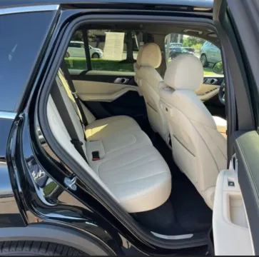 More photos of 2021 BMW X5 xDrive40i Sport Utility 4D at Bumble Auto - Elkridge, MD