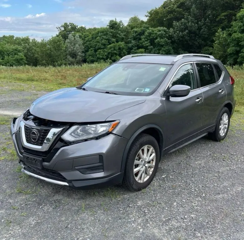 2020 Nissan Rogue SV Sport Utility 4D