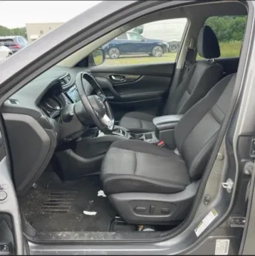 Another view of 2020 Nissan Rogue SV Sport Utility 4D for sale in Elkridge, MD at Bumble Auto - Elkridge