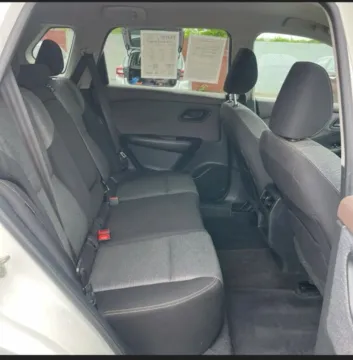 More photos of 2021 Nissan Rogue S Sport Utility 4D at Bumble Auto - Elkridge, MD