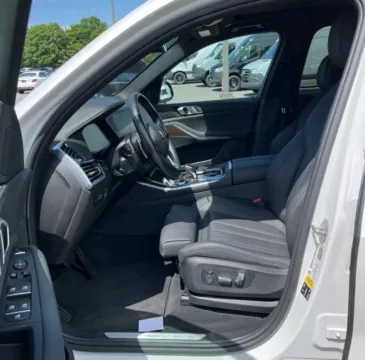 More photos of 2019 BMW X5 xDrive40i Sport Utility 4D at Bumble Auto - Elkridge, MD