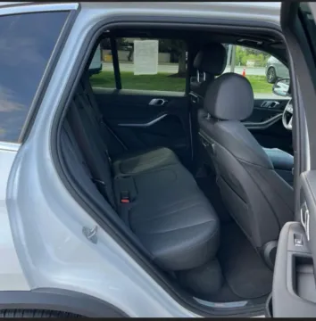 More photos of 2019 BMW X5 xDrive40i Sport Utility 4D at Bumble Auto - Elkridge, MD