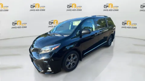 Black 2019 Toyota Sienna SE Minivan 4D for sale in Elkridge, MD