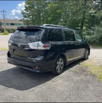 Photos of 2019 Toyota Sienna SE Minivan 4D for sale in Elkridge, MD at Bumble Auto - Elkridge