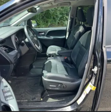 Another view of 2019 Toyota Sienna SE Minivan 4D for sale in Elkridge, MD at Bumble Auto - Elkridge