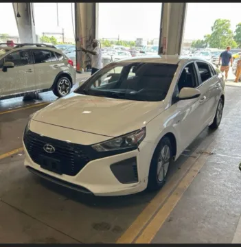 White 2019 Hyundai Ioniq Hybrid Blue Hatchback 4D for sale in Elkridge, MD